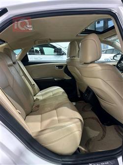 تويوتا أفالون